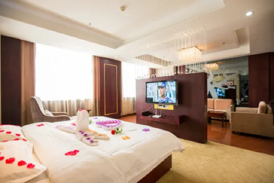 TOWO Topping Hotel (Pingliang Kongtong District West Bus Station Branch)