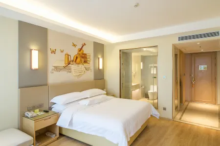 Vienna International Hotel (Chengdu Global Center New Convention & Exhibition)