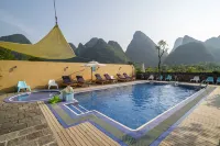 Yangshuo Gillingtree Hotel ( Yulong River Scenic Area)