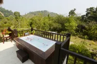 Wareerak Hot Spring & Wellness - balcony
