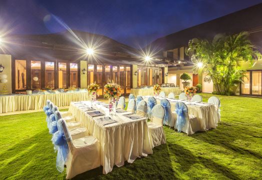 그랜드 머큐어 산야 야롱 베이 로비