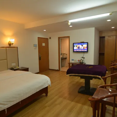 Feilong Holiday Hotel