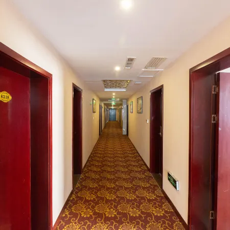 Anyang Shunxingju Hotel (Delong Street)
