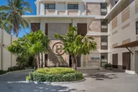 Henann Palm Beach Resort Hotel in zona Station 1