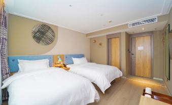 Shanghai Yaya Light Luxury Hotel (Hongkou Football Stadium)