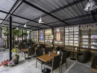 清邁塔佩大酒店 鄰近塔佩體育場的酒店