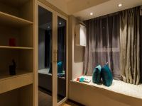 橙堡国际设计公寓(成都宽窄巷子店) - 宽窄智能大床房