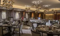 HUALUXE Hotels and Resorts YANGJIANG CITY CENTER - sarapan