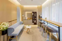 โฮมอินน์ · นีโอ (สถานีรถไฟเทียนจิน ถนนคนเดินอเวนิวปินเจียง)