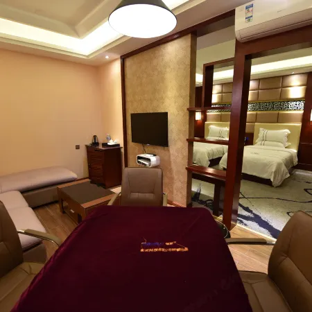 Yingjiang Dongfang Jiayi Boutique Hotel