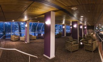 Rydges Canberra, an EVT hotel