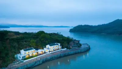 Xiangshuyuan Haishang Muxin Hostel  호텔