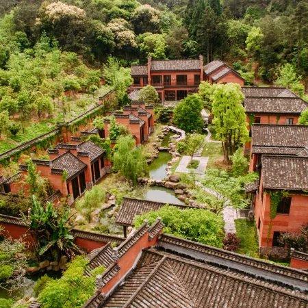 Longquan Senbo Longyuanyi Homestay