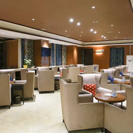 Roman Holiday Business Hotel