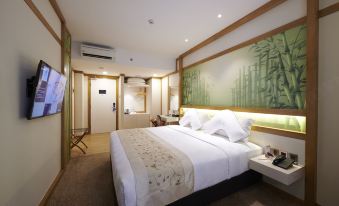 Verse Luxe Hotel Wahid Hasyim