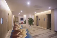 Qingmu Select Hotel (Quanjiao Taiping Ancient City Lianhua Mountain Villa) - parking