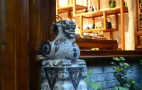 West Street Homestay (Dujiangyan Scenic Area South Bridge Branch) 안란교 주변 호텔