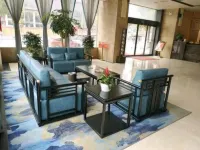 Longhui Huamao Hotel