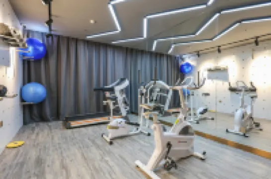 Atour Hotel (Harbin Ice and Snow World, Longchuan Road Metro Station Hotel di Harbin