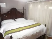 Cloud loft apartment (longyuanhu store, Jiaozuo)