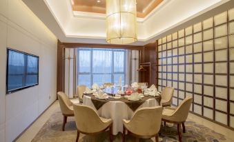 Puyang Ambassador Hotel
