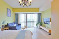 Tinglan Apartment Hotel (Qingdao May Fourth Square MIXC)