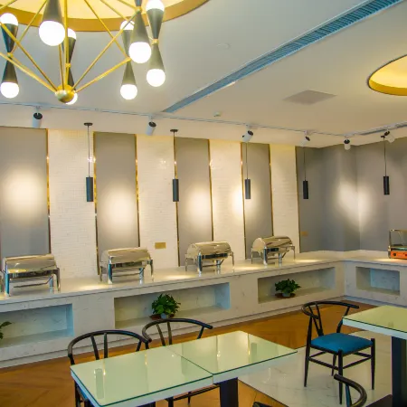 Elong Migao Fashion Hotel (Fei County New Bus Station)