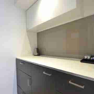 Seasons Heritage Melbourne Rooms