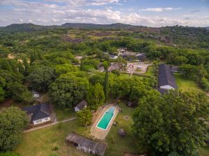 Great Zimbabwe Hotel