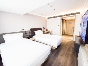 Hanting Premium Hotel (Beijing Guomao Jinsong Metro Station)