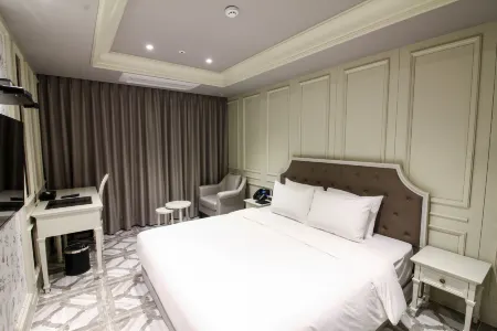 Golden Tulip Ever Yongin