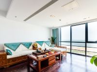 青岛泛海听风商务酒店 - 中式海景超大床茶室房