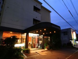 鏡石第一酒店