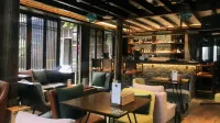 Yueyin · Art Designer Hotel in Lijiang Ancient City - bar