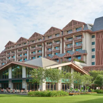 Resorts World Sentosa - Equarius Hotel Hotels near Singapore Oceanarium