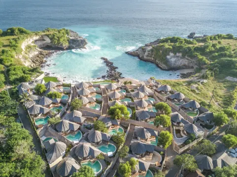 โอรา รีสอร์ต อาเวีย บลู ลากูน