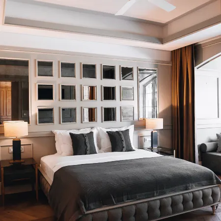 Yacht Classic Hotel - Boutique Class