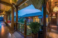 Lisiman Inn (Lijiang Slow Living) - Jacuzzi
