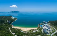 Gree Dong＇ao Hotel Hotels near Nanshawan Beach