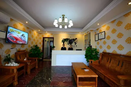 Shuifu Xinyixin Inn Отели рядом с достопримечательностью «Shaonüping Memorial Archway»