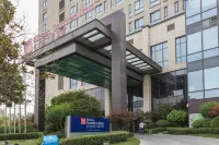 Hilton Garden Inn Xi’an Hi-tech Zone Hotel dekat Chanding Temple