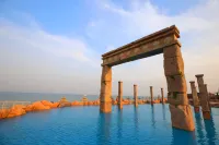 Fisher island Seaview Hot Spring Resort - Pools