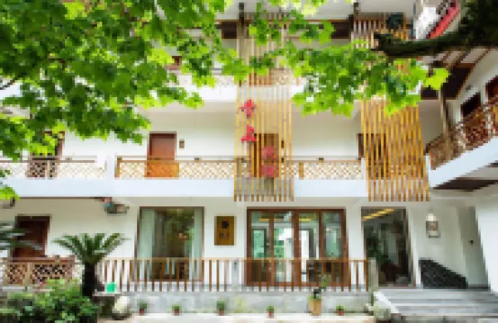 Qingshang Guesthouse Hotels near Double Springs