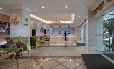 Vienna Hotel (Nanning Changhu Road Dongge Metro Station) - Housity