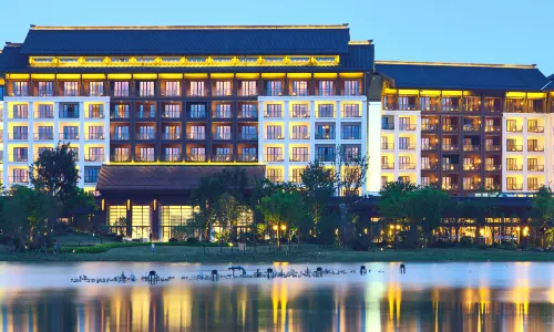 Crowne Plaza Wuxi Lake View