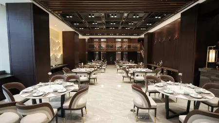 South Hotel (Zhangbayi Road Metro Station&Xi'an High-tech Zone) Отели рядом с достопримечательностью «Xi'an Institute Service & Software Science Technology»