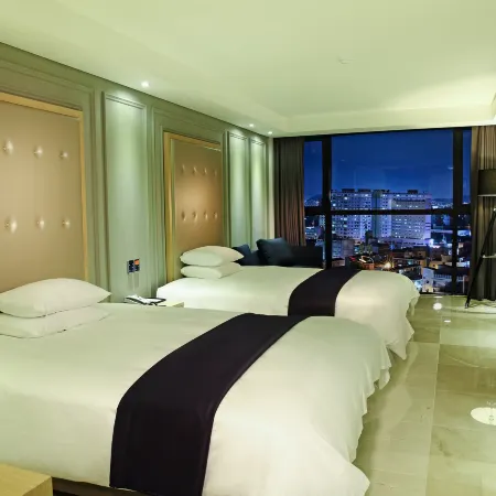 Hotel the One Отели рядом с достопримечательностью «Музей компьютеров Nexon»