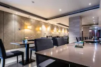 Homeinn Plus Hotel (Tianjin Five Avenue Nanjing Road Xiaobailou Subway Station)