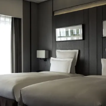 Pullman Shanghai Xuhui Отели рядом с достопримечательностью «Сюйхуэй»