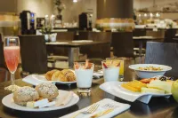 HF FÉNIX PORTO - breakfast